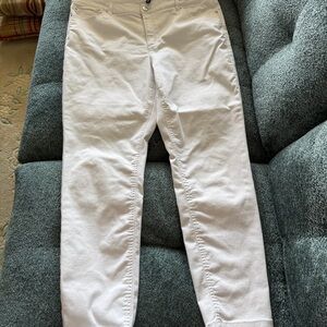 Jones New York Women's White Ankle Jeans